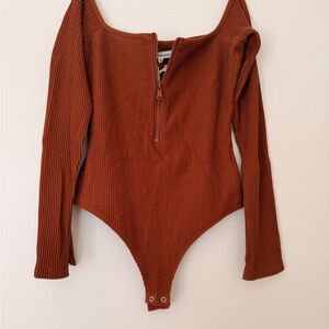 Good American Rust Brown Half Zip Ribbed Bodysuit